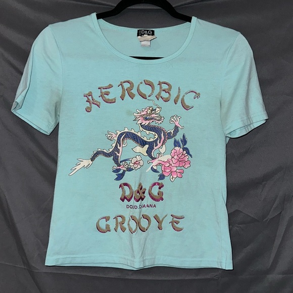 Vintage Dolce and Gabbana Graphic baby tee - Picture 2 of 8